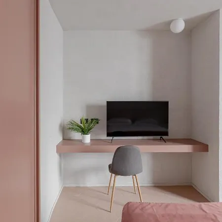 Апартаменты Design With Private Pool In Campo Dei Fiori