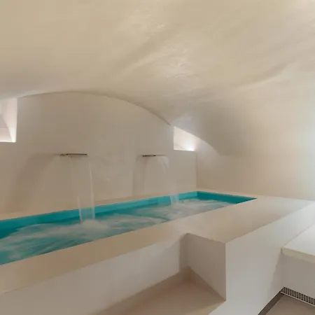 Апартаменты Design With Private Pool In Campo Dei Fiori *