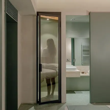Апартаменты Design With Private Pool In Campo Dei Fiori Рим