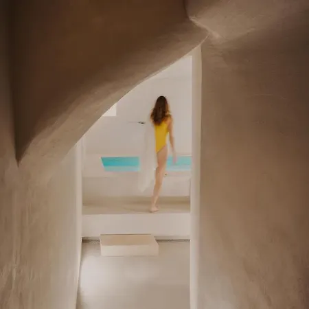 Апартаменты Design With Private Pool In Campo Dei Fiori