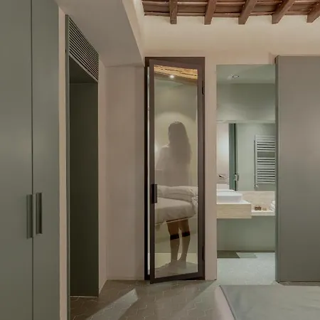 Апартаменты Design With Private Pool In Campo Dei Fiori