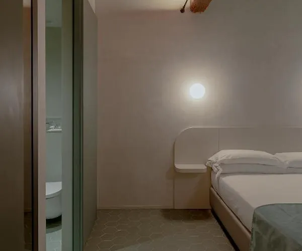 Design With Private Pool In Campo Dei Fiori Apartamento *